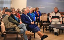 De toehoorders werden er vrolijk van