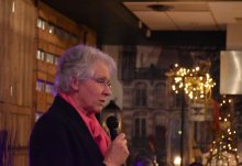 Willy draagt een Sinterklaasgedicht voor